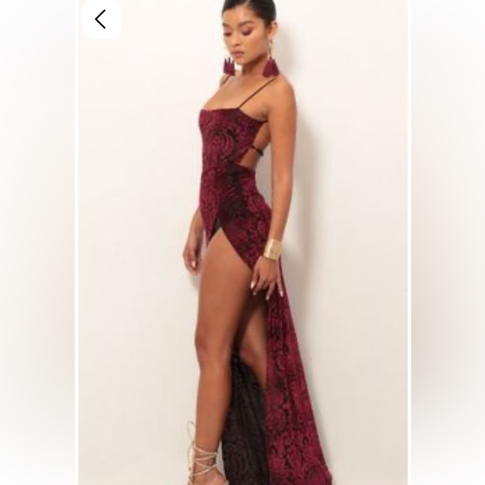Lucy in the Sky Lace-Pattern High-Slit Maxi Dress